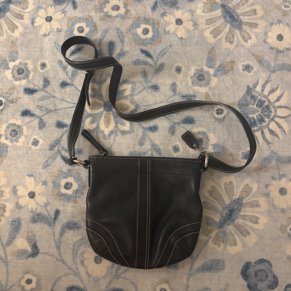 Iconic Vintage Coach Black Leather Soho Crossbody Bag with White Stitching